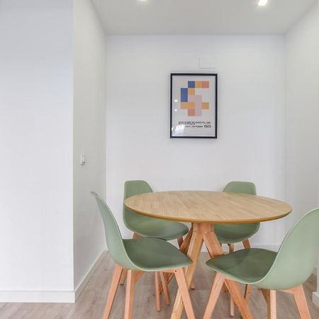 Apartamentos En Madrid Rio מראה חיצוני תמונה